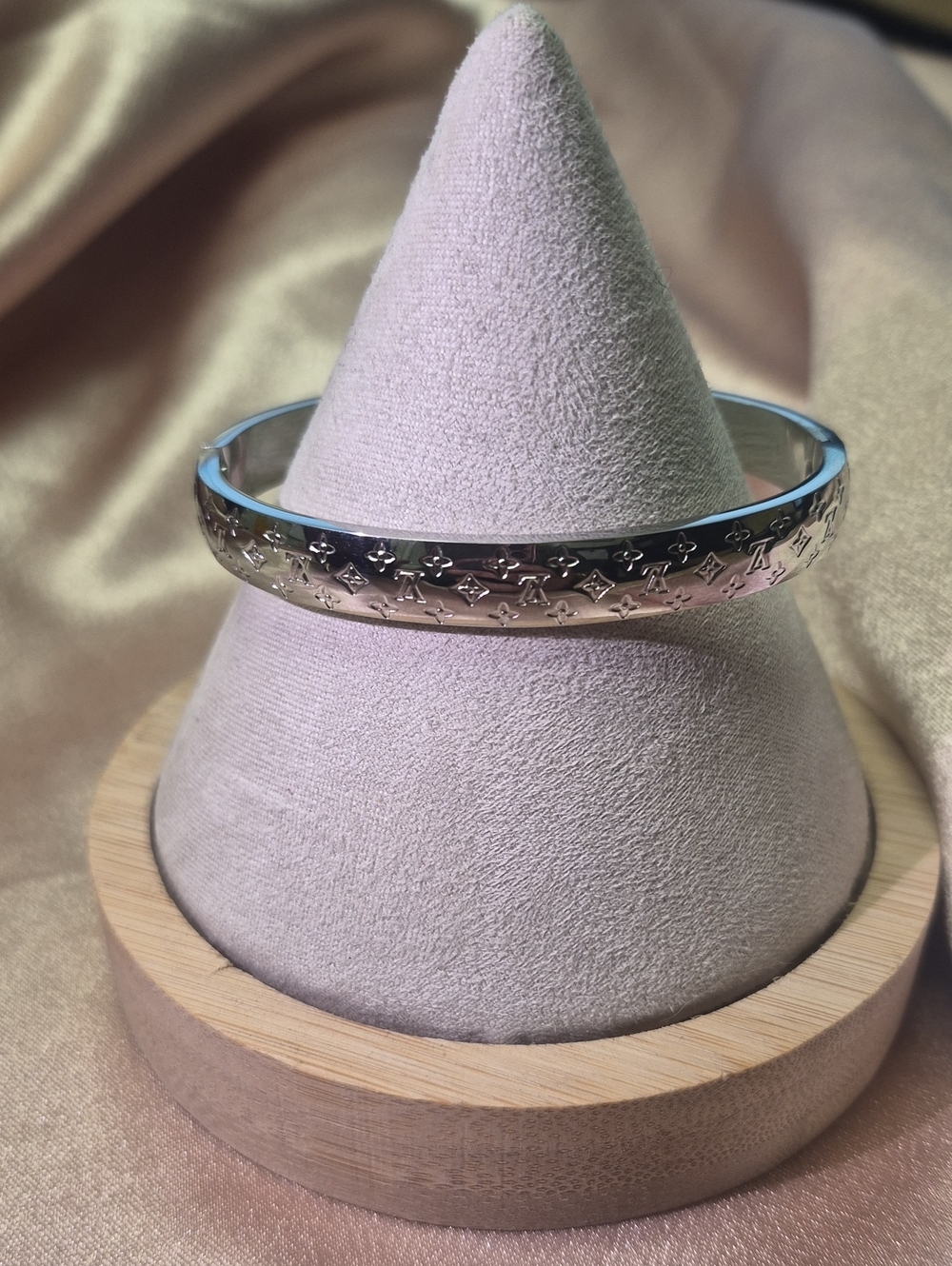 Silver Engraved Monogram Bangle Bracelet - Luxury